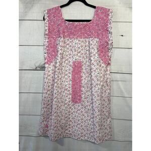 J. Marie Dress Size MED White Pink With Flowers Flirty‎ FUN Spring Summer